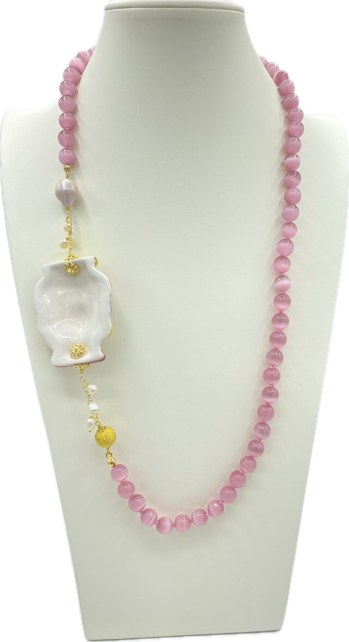 Collana in Occhio di Gatto Rosa con Testa di Moro Donna in ceramica