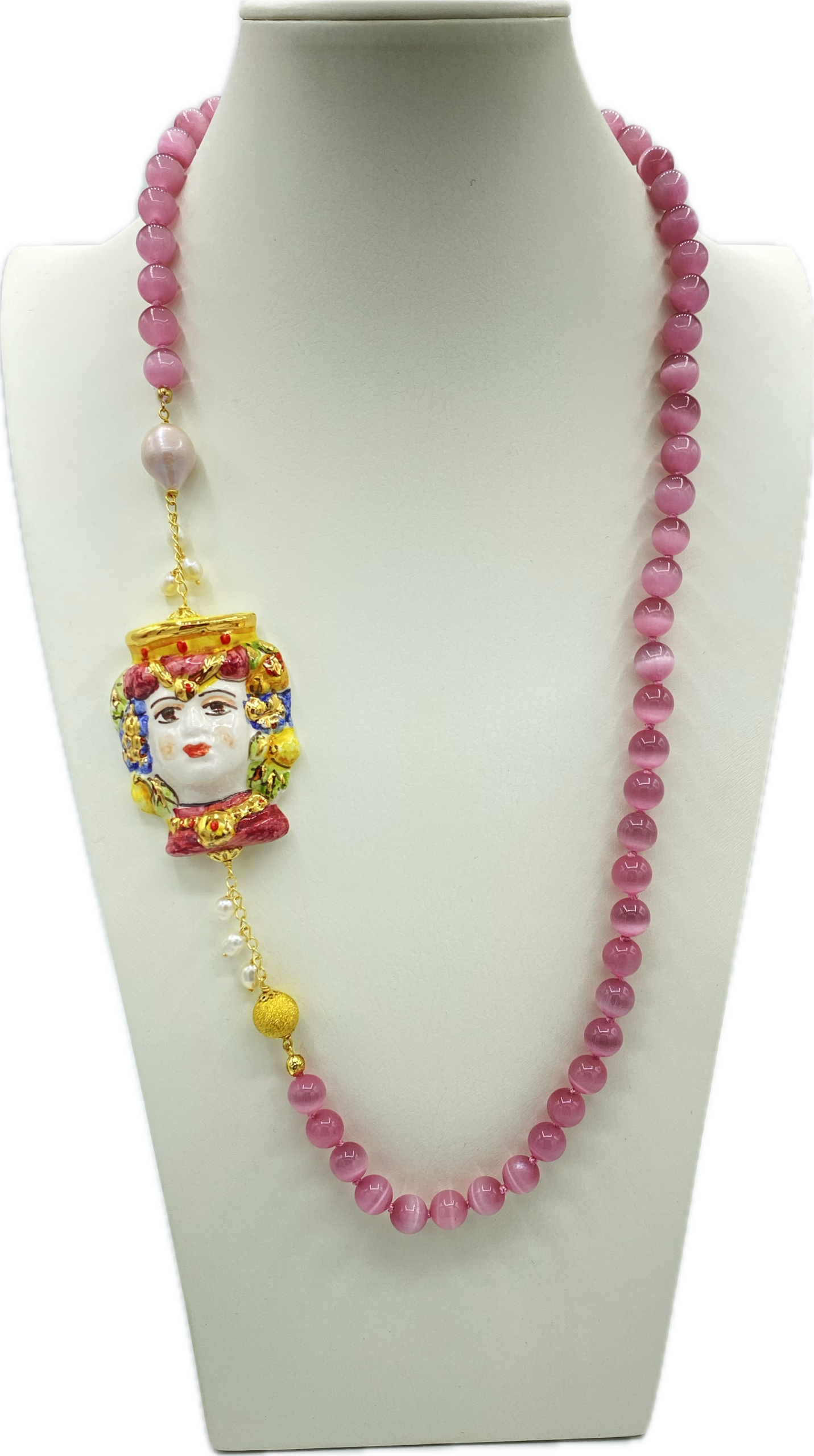 Collana in Occhio di Gatto Rosa con Testa di Moro Donna in ceramica