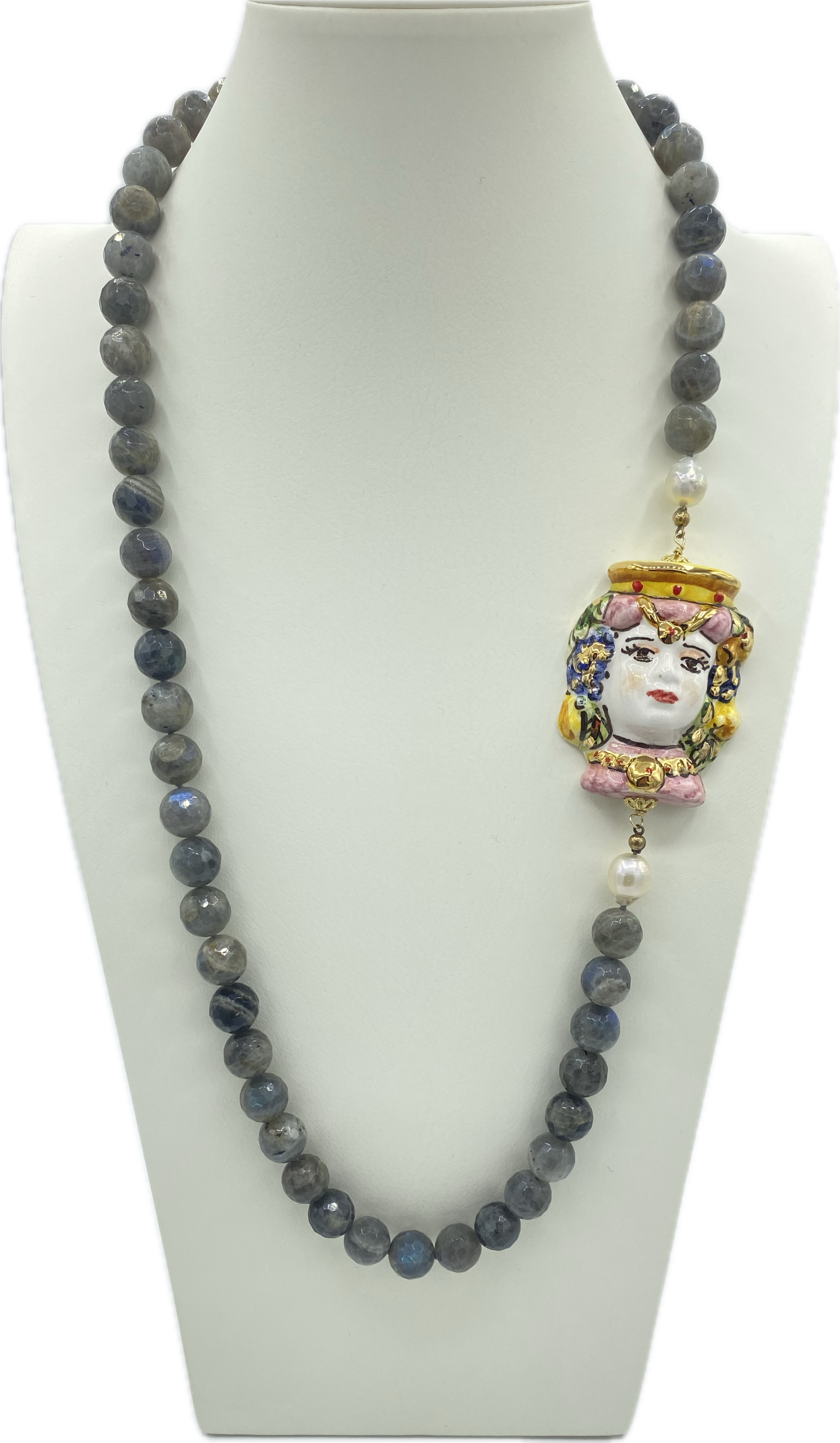 Collana in Labradorite, Perle Scaramazze e Testa di Moro in Ceramica con Lustro in Oro