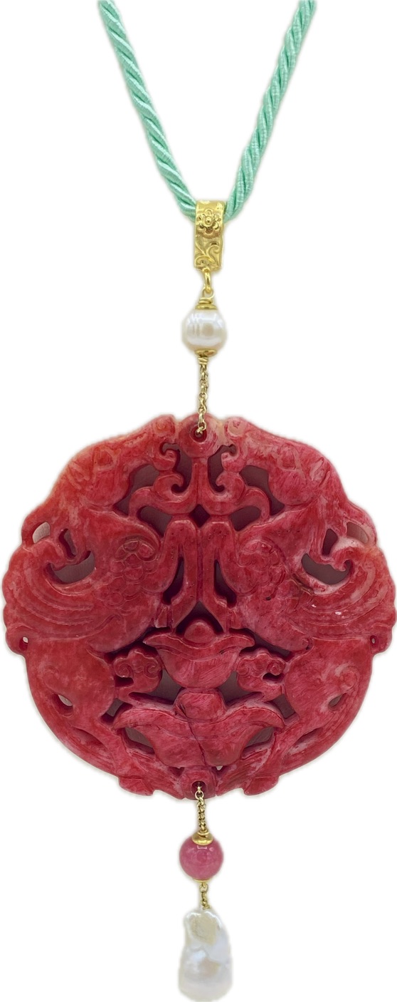 Ciondolo in Giada Fucsia con Perla Scaramazza su Cordoncino Tiffany