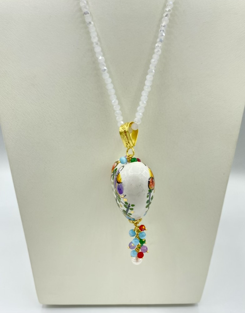 Collana in Swarovski bianchi con cuore tridimensionale in stile maioliche siciliane