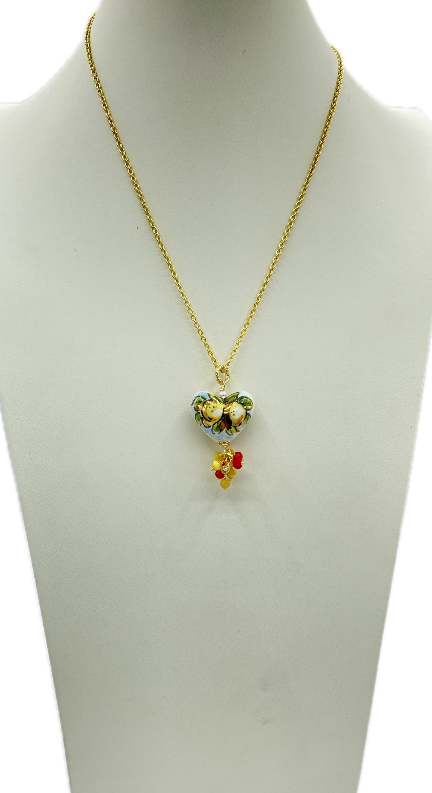 Collana in ottone con cuore con limoni e scacchiera dipinto a mano