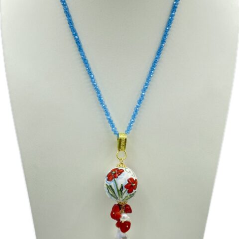 Collana in Swarovski azzurri con perla in ceramica floreale