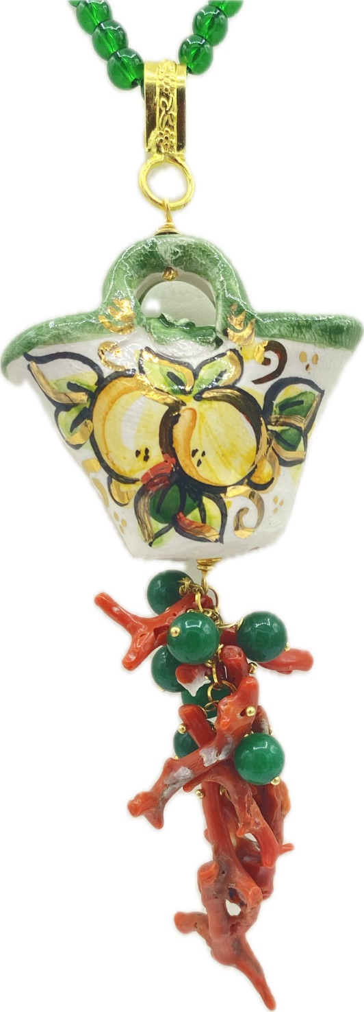 Collana in agata verde con coffa siciliana in ceramica e corallo naturale