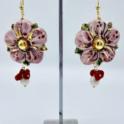 Orecchini Fiore in Ceramica con Lustro in Oro